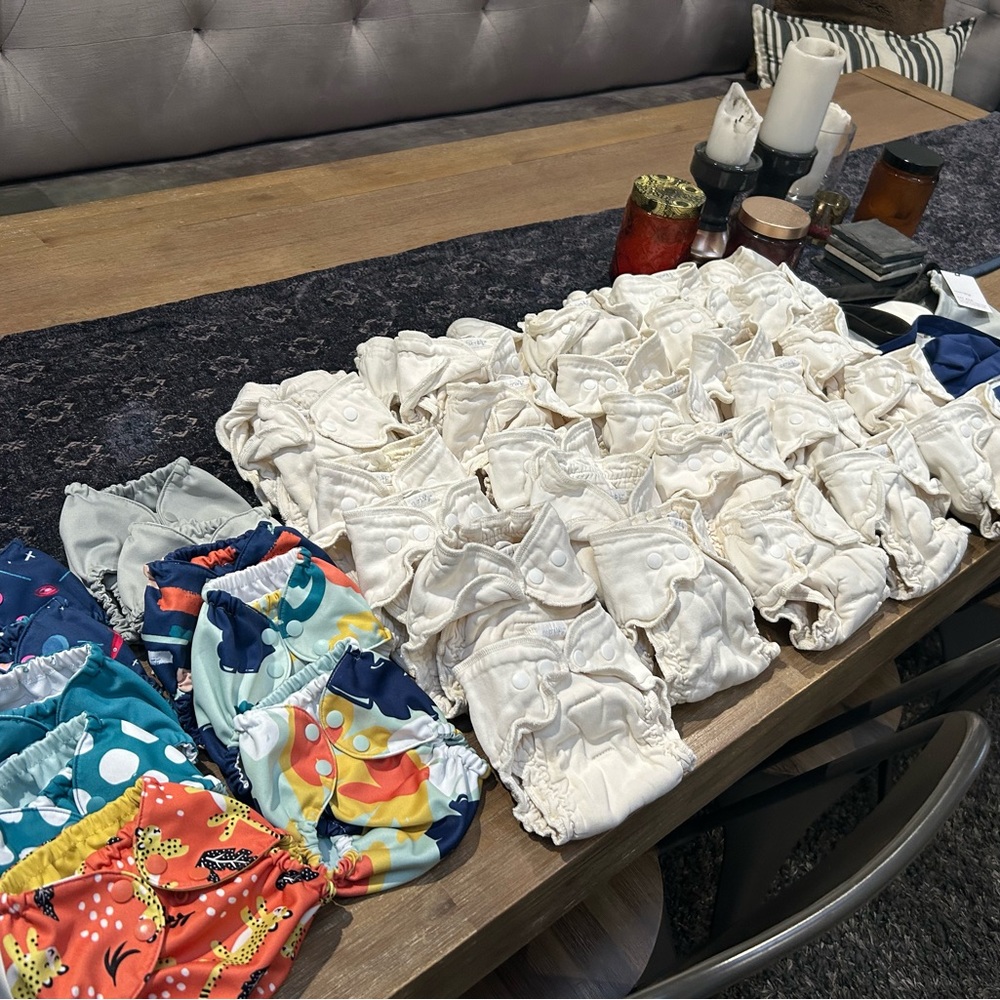 Esembly Size 1 Diapers (Inners+ Outers) + FREE BAGS